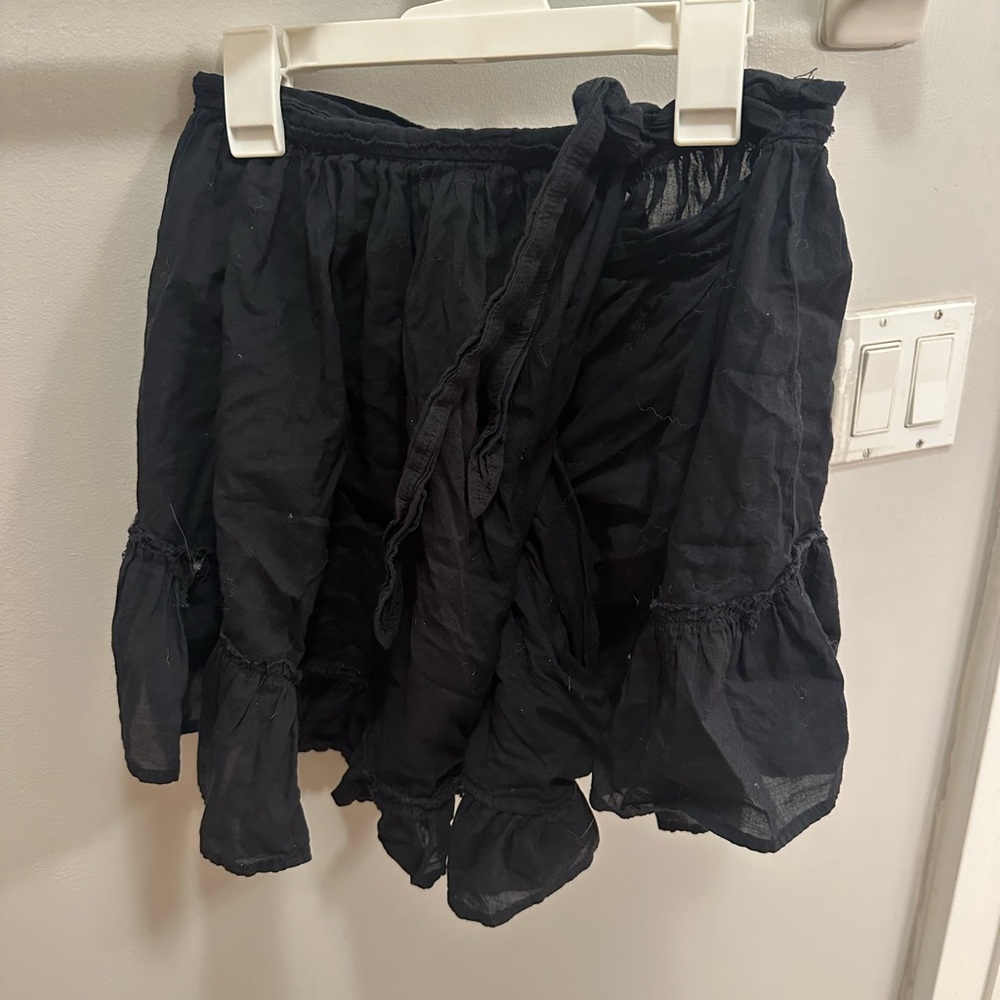 Cute free people skirt! Worn a few times.